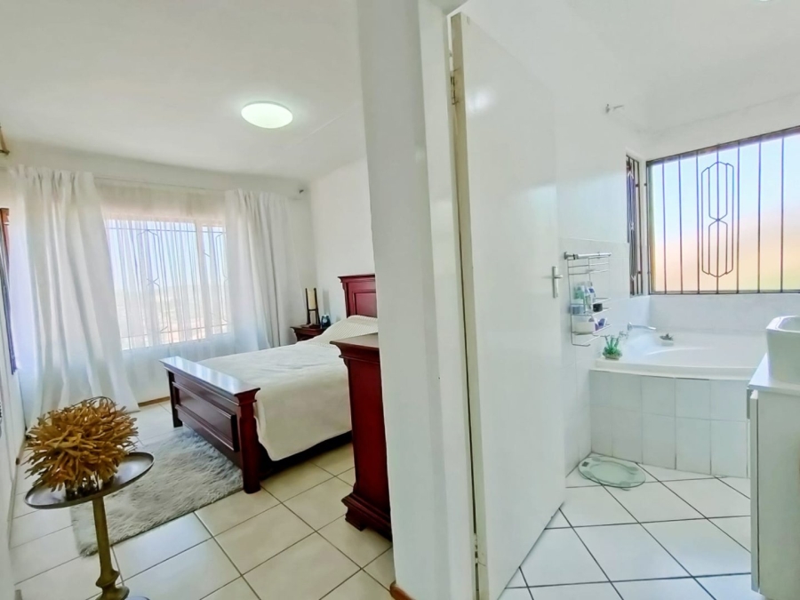 2 Bedroom Property for Sale in Winchester Hills Gauteng