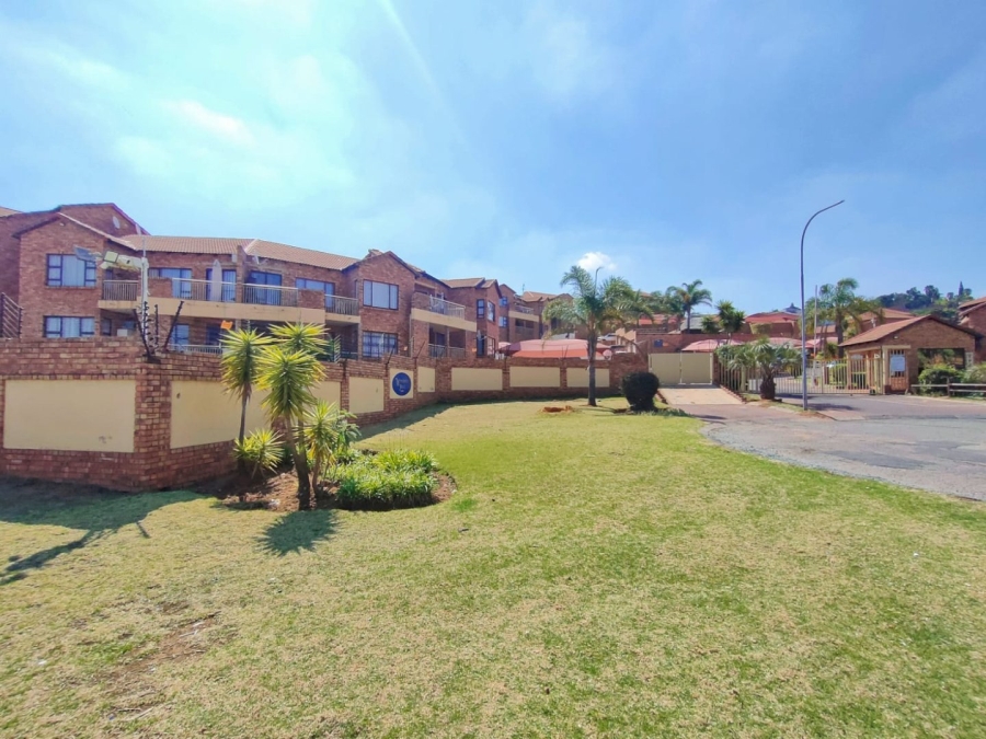 2 Bedroom Property for Sale in Winchester Hills Gauteng