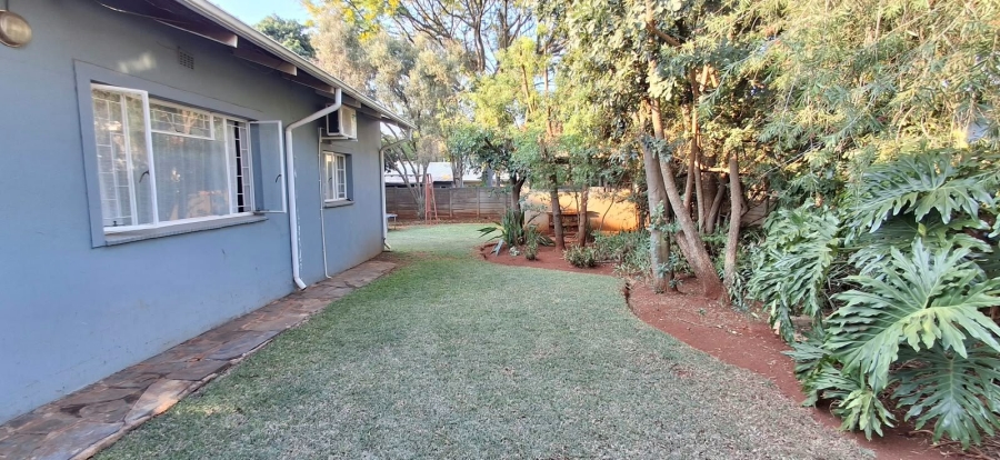 4 Bedroom Property for Sale in Sinoville Gauteng
