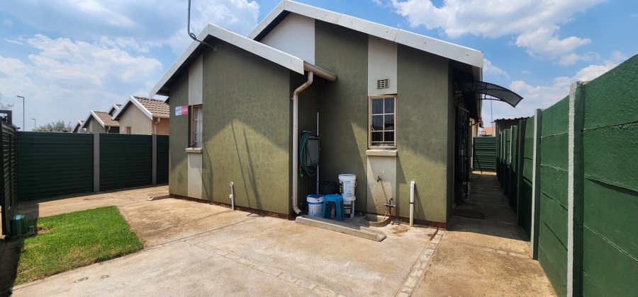 3 Bedroom Property for Sale in Sky City Gauteng
