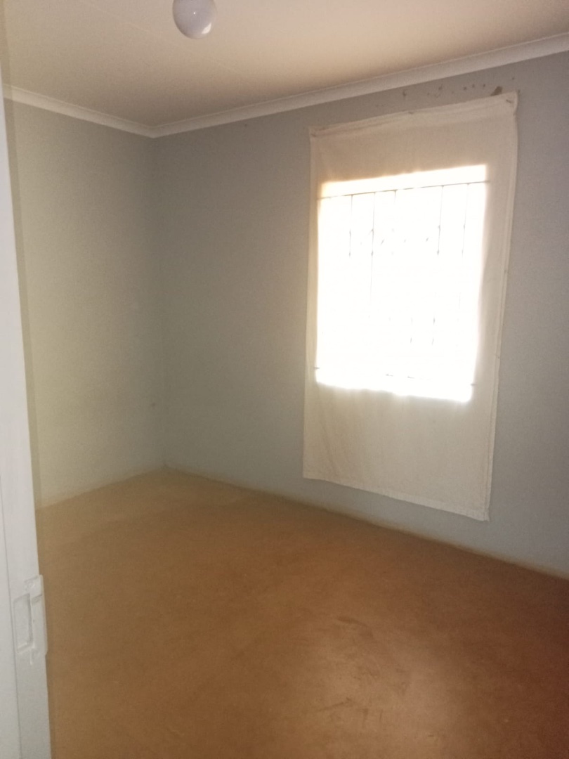 2 Bedroom Property for Sale in Rosslyn Gauteng