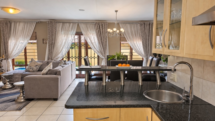 3 Bedroom Property for Sale in Carlswald Gauteng