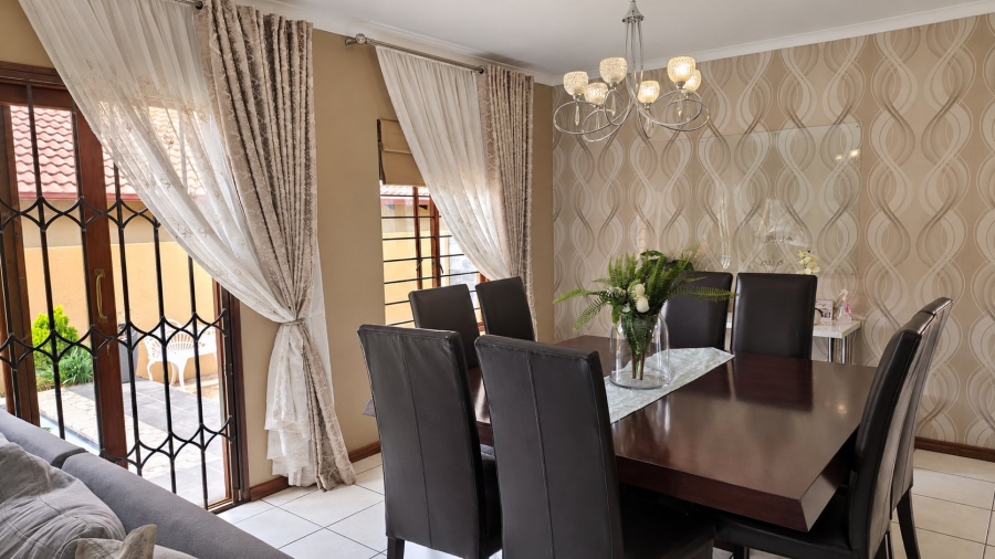 3 Bedroom Property for Sale in Carlswald Gauteng