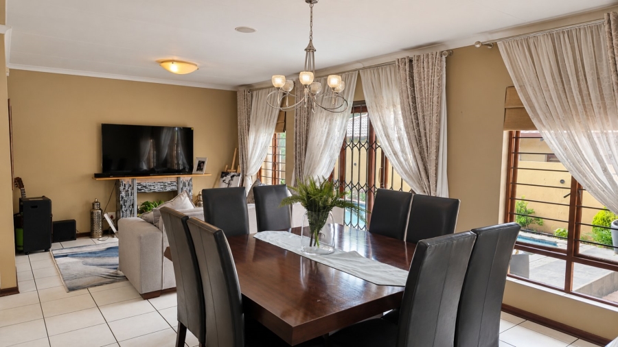 3 Bedroom Property for Sale in Carlswald Gauteng