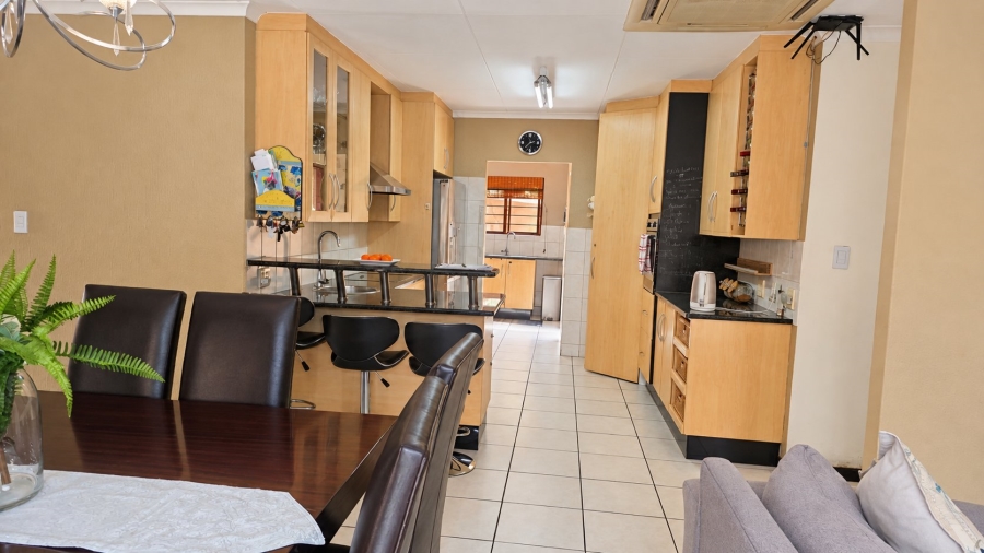 3 Bedroom Property for Sale in Carlswald Gauteng