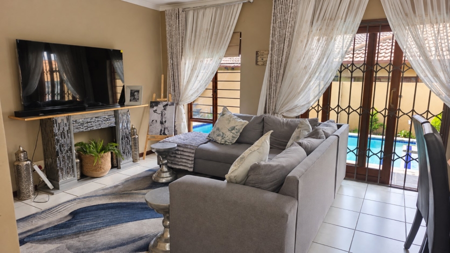 3 Bedroom Property for Sale in Carlswald Gauteng
