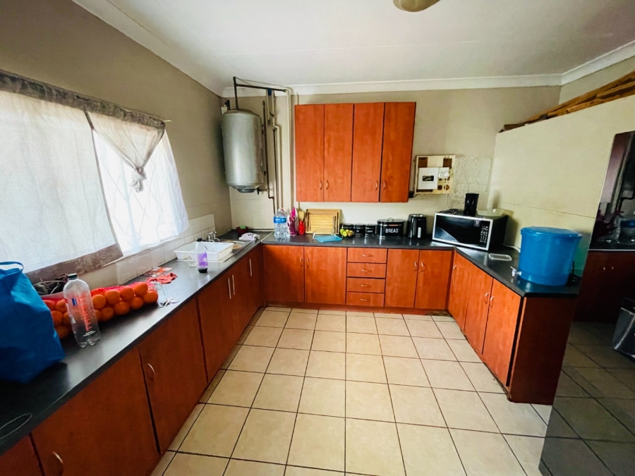 2 Bedroom Property for Sale in Muckleneuk Gauteng