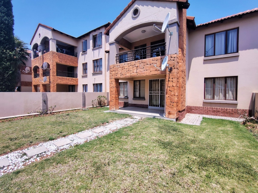 To Let 3 Bedroom Property for Rent in Halfway Gardens Gauteng