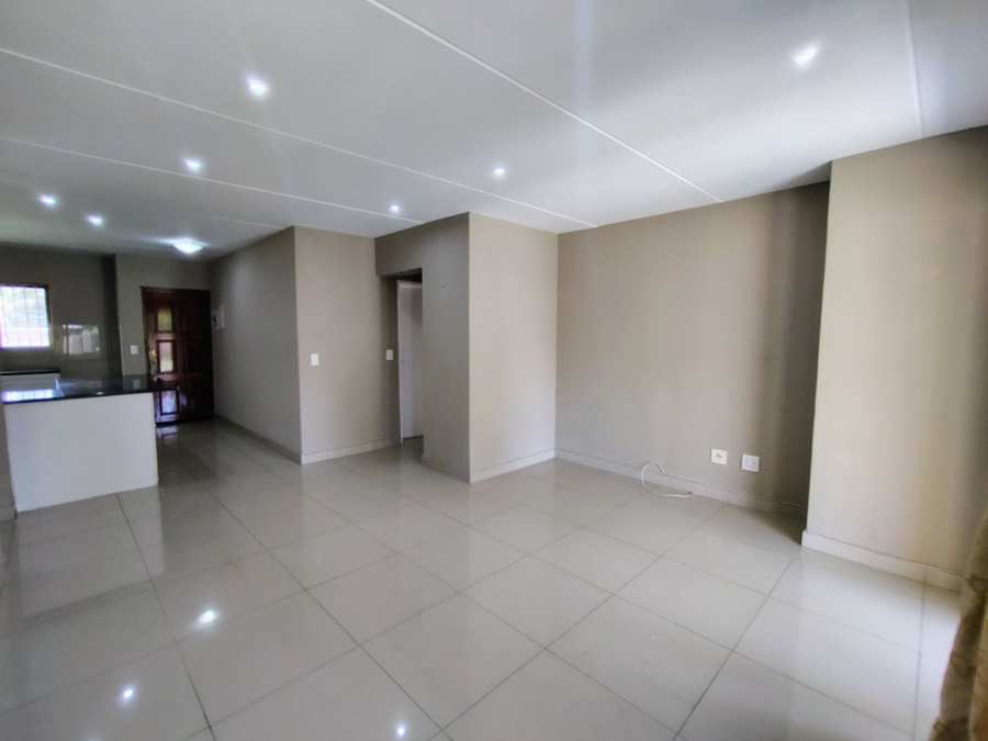 To Let 3 Bedroom Property for Rent in Halfway Gardens Gauteng