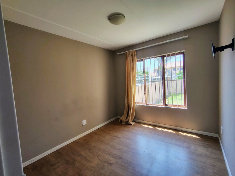 To Let 3 Bedroom Property for Rent in Halfway Gardens Gauteng