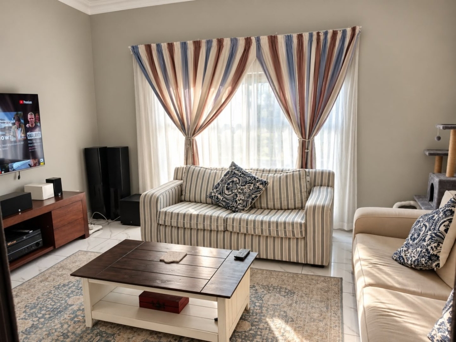 4 Bedroom Property for Sale in Blue Valley Golf Estate Gauteng