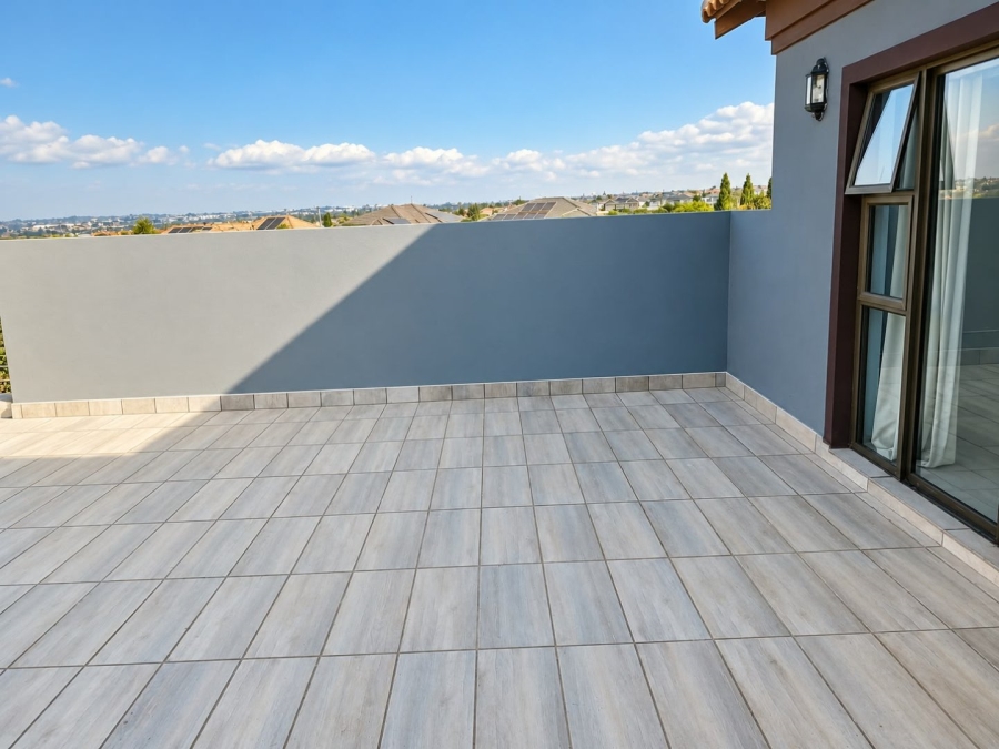 4 Bedroom Property for Sale in Blue Valley Golf Estate Gauteng