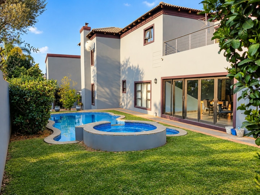4 Bedroom Property for Sale in Blue Valley Golf Estate Gauteng