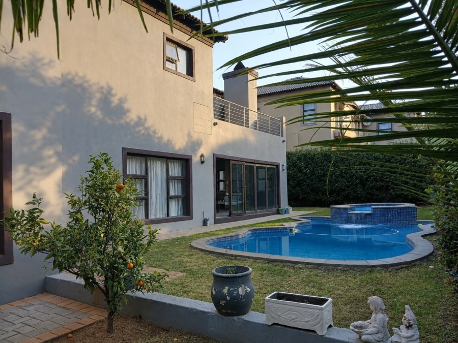 4 Bedroom Property for Sale in Blue Valley Golf Estate Gauteng