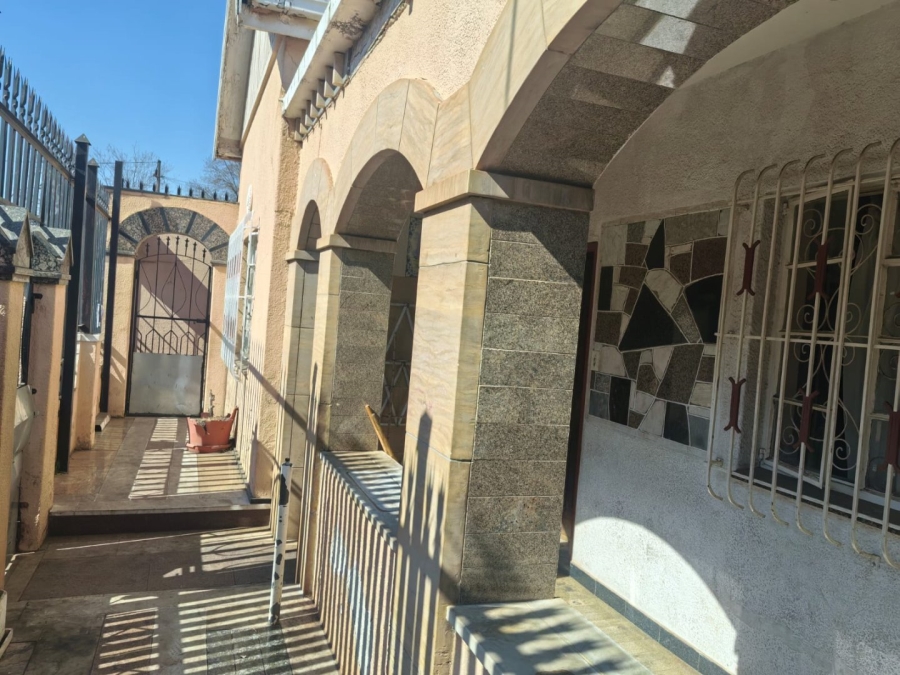 7 Bedroom Property for Sale in Jeppestown Gauteng