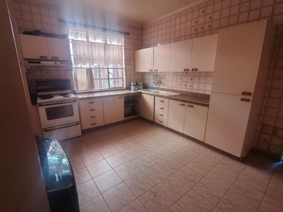 7 Bedroom Property for Sale in Jeppestown Gauteng