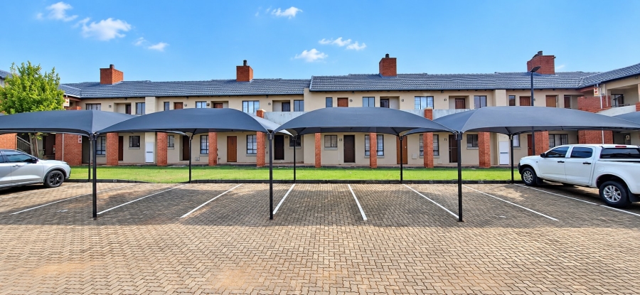 To Let 2 Bedroom Property for Rent in The Orchards Gauteng