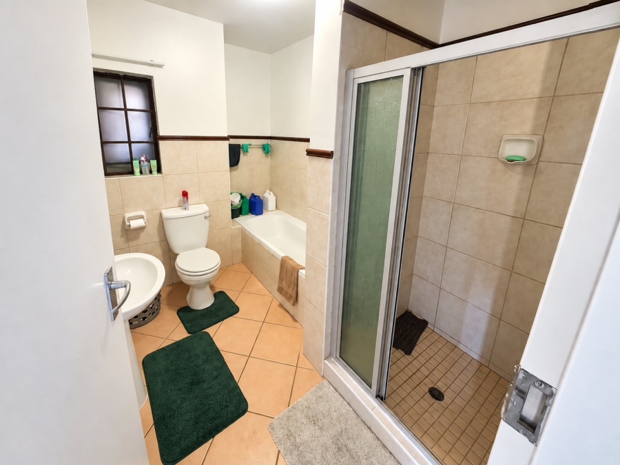 To Let 2 Bedroom Property for Rent in The Orchards Gauteng