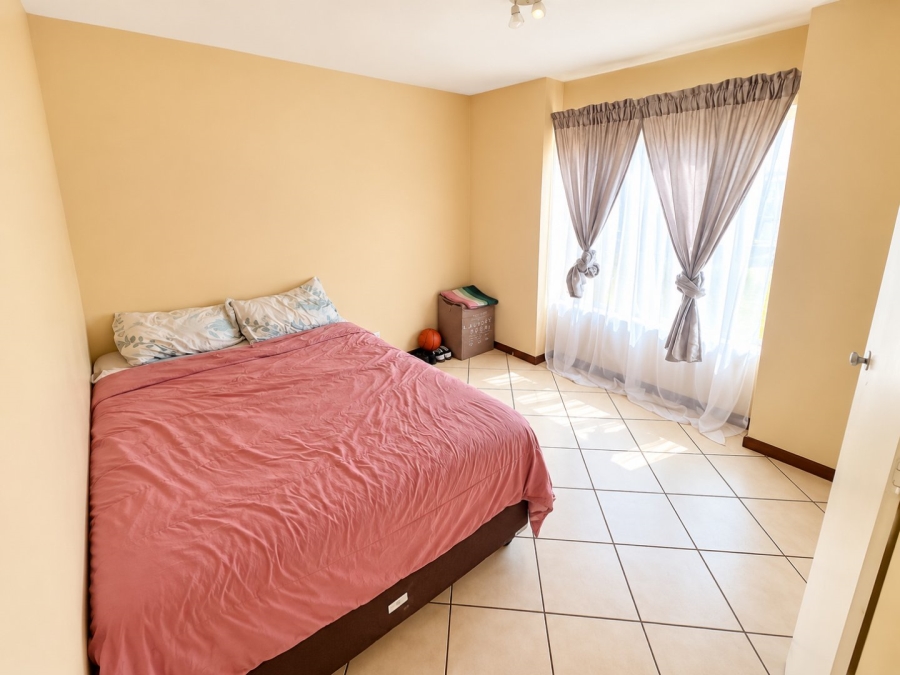 To Let 2 Bedroom Property for Rent in Karenpark Gauteng