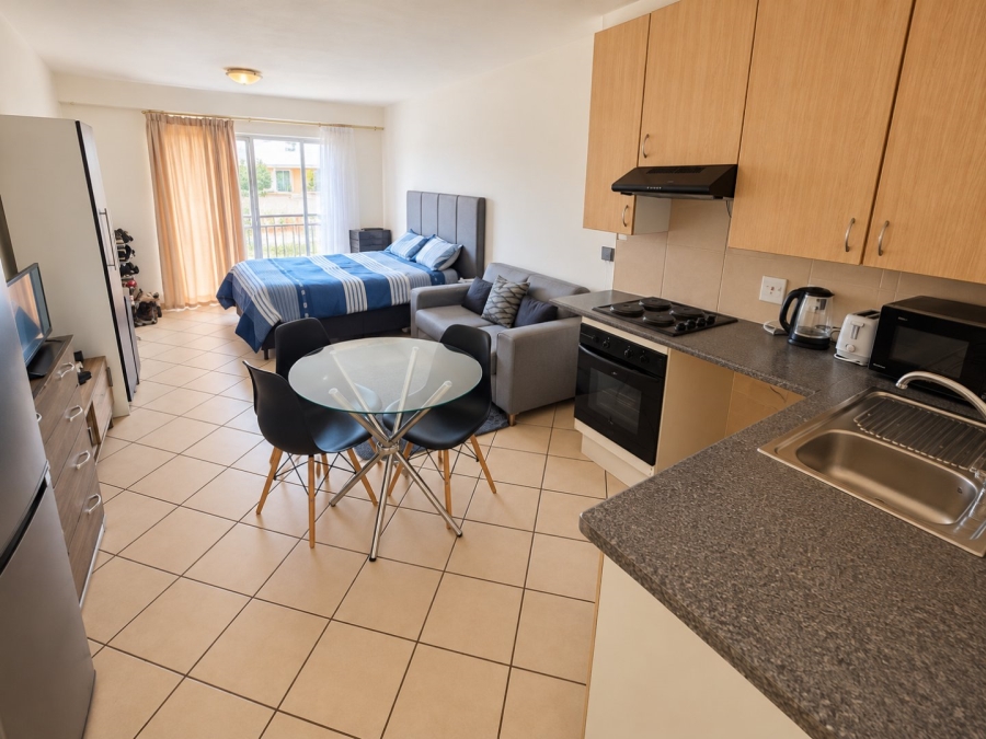To Let 1 Bedroom Property for Rent in Karenpark Gauteng