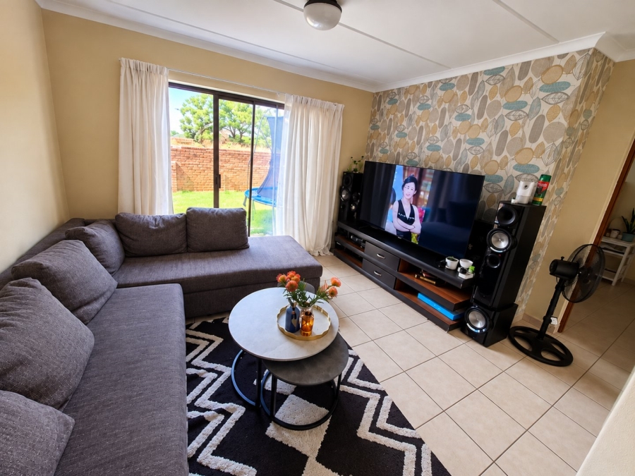 To Let 2 Bedroom Property for Rent in Chantelle Gauteng