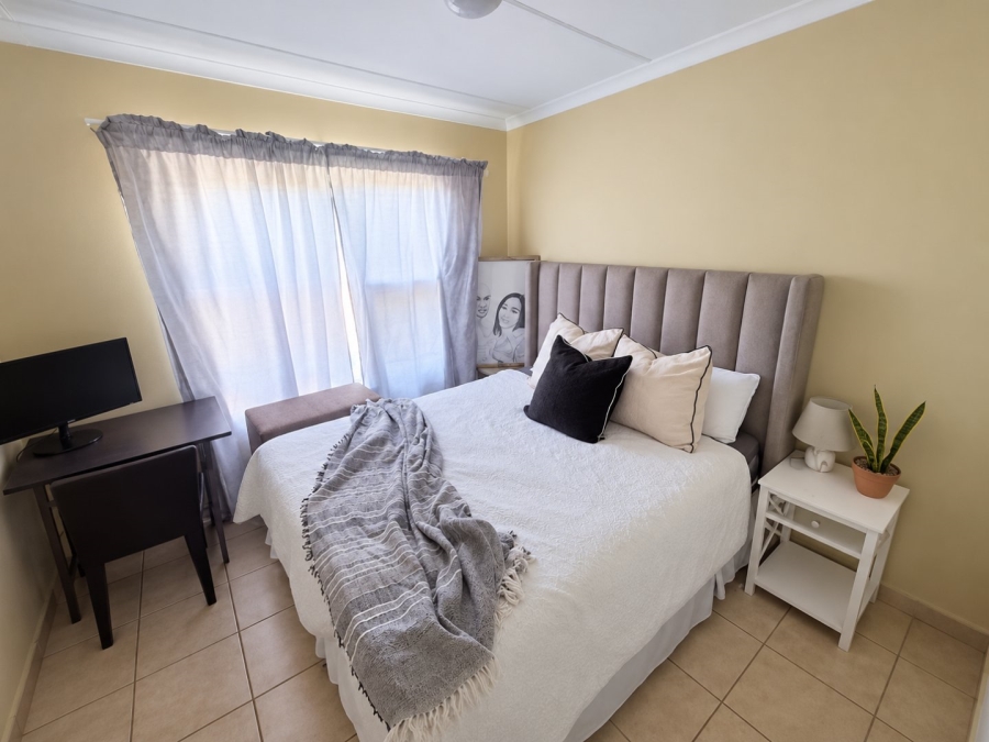 To Let 2 Bedroom Property for Rent in Chantelle Gauteng