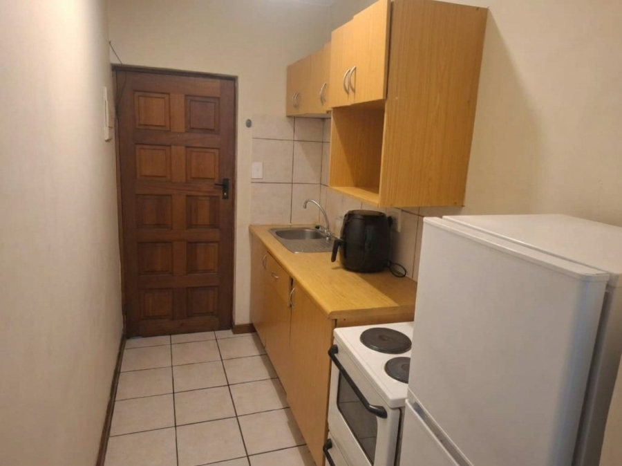 To Let 1 Bedroom Property for Rent in Hillcrest Gauteng