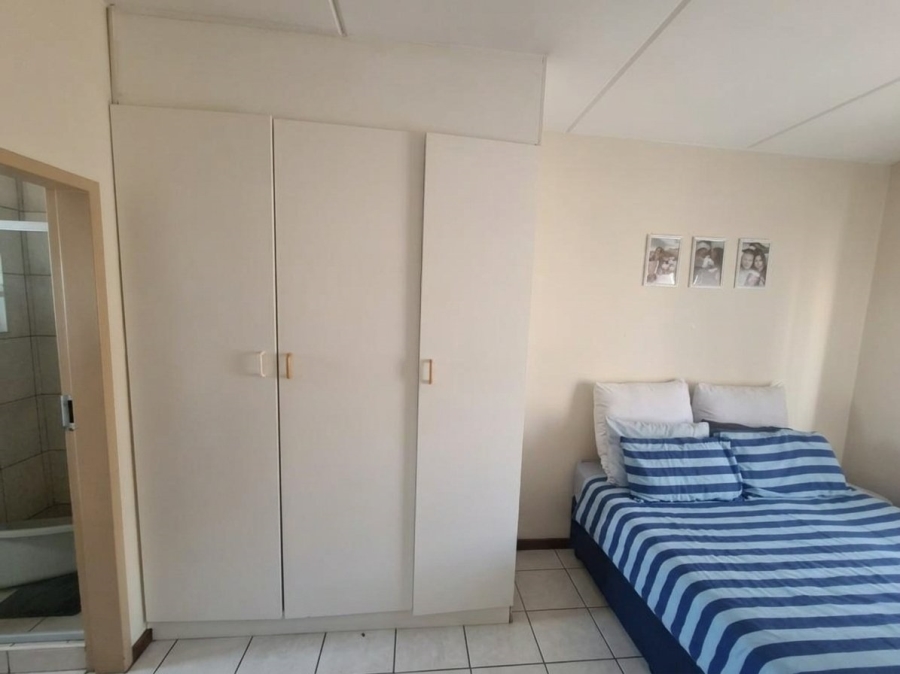 To Let 1 Bedroom Property for Rent in Hillcrest Gauteng