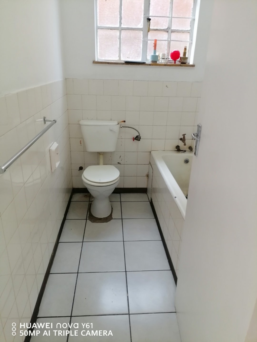 2 Bedroom Property for Sale in Malvern Gauteng