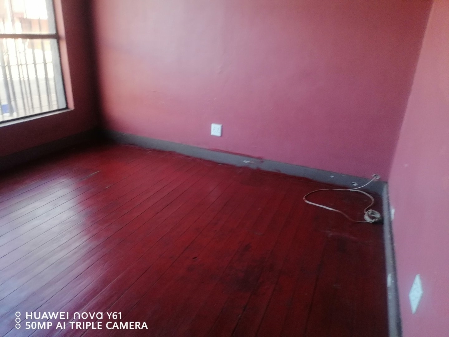 11 Bedroom Property for Sale in Fairview Gauteng