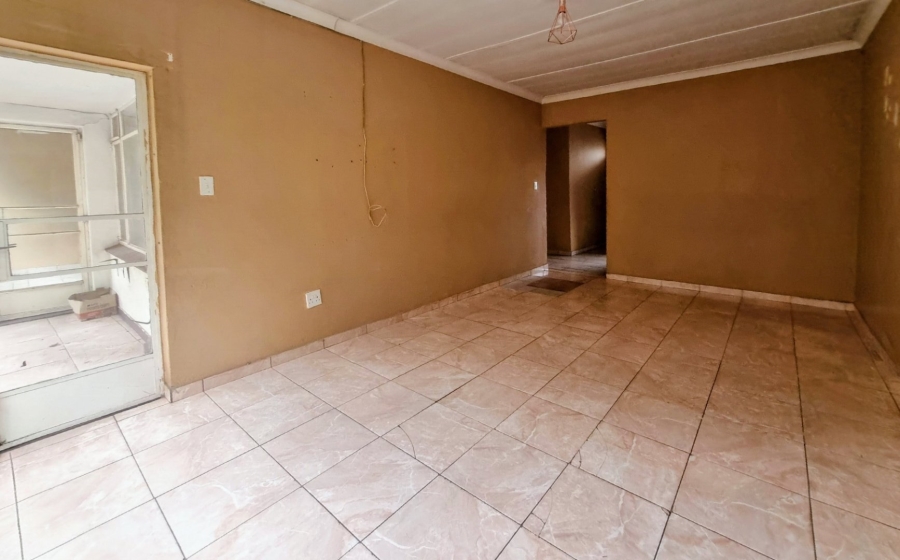 2 Bedroom Property for Sale in Vanderbijlpark CW 2 Gauteng