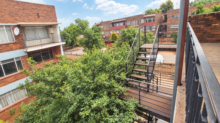 2 Bedroom Property for Sale in Vanderbijlpark CW 2 Gauteng