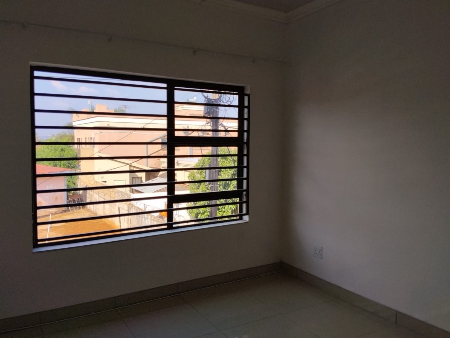 To Let  Bedroom Property for Rent in Lenasia Ext 5 Gauteng
