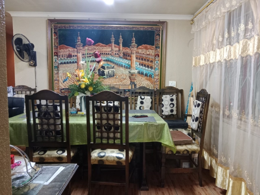  Bedroom Property for Sale in Lenasia Ext 13 Gauteng