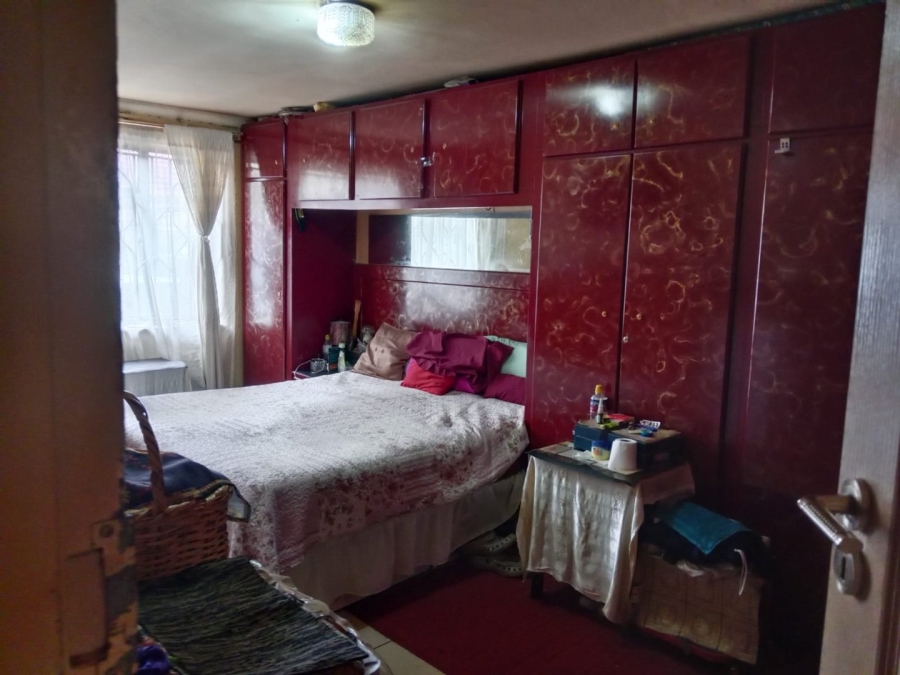  Bedroom Property for Sale in Lenasia Ext 13 Gauteng