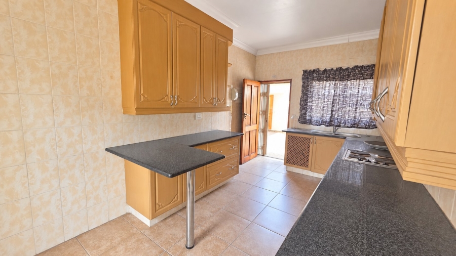 To Let 1 Bedroom Property for Rent in Erasmia Gauteng