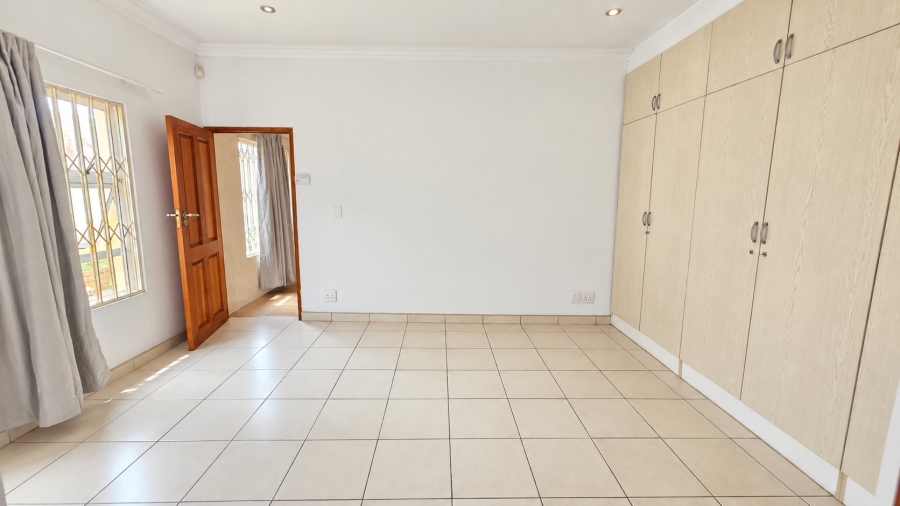 To Let 1 Bedroom Property for Rent in Erasmia Gauteng