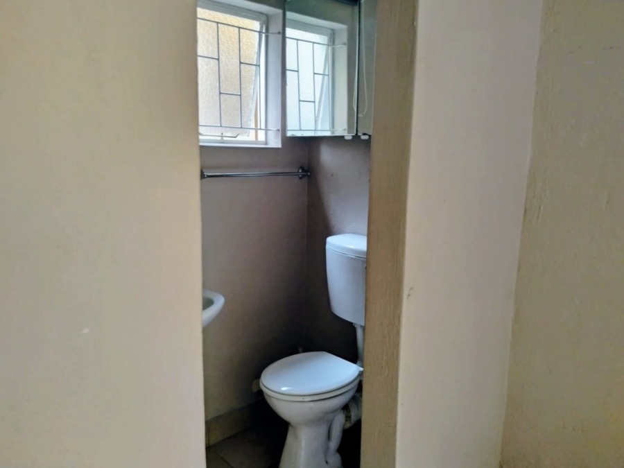 1 Bedroom Property for Sale in Tres Jolie Gauteng