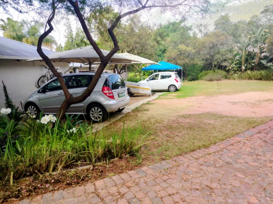 1 Bedroom Property for Sale in Tres Jolie Gauteng