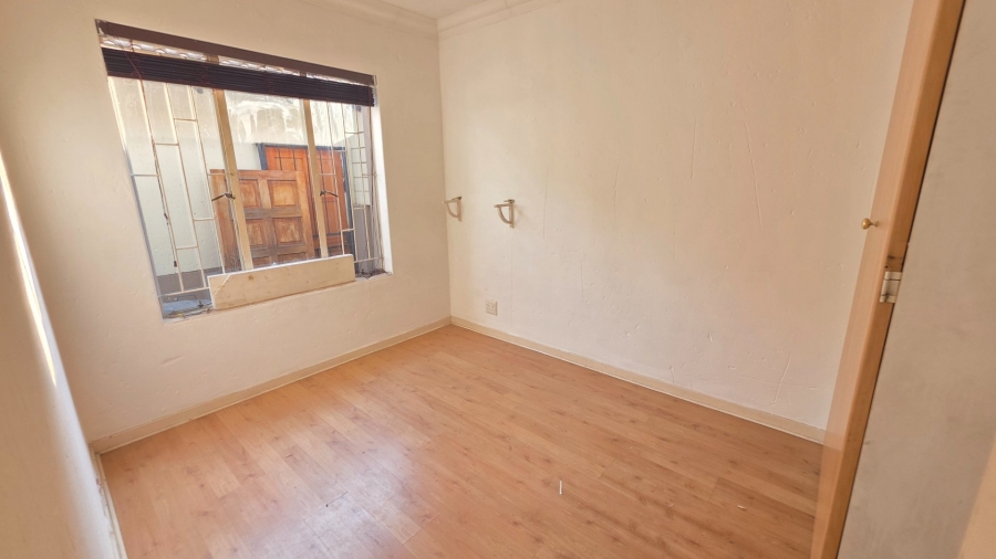 To Let 2 Bedroom Property for Rent in Thatchview Gauteng