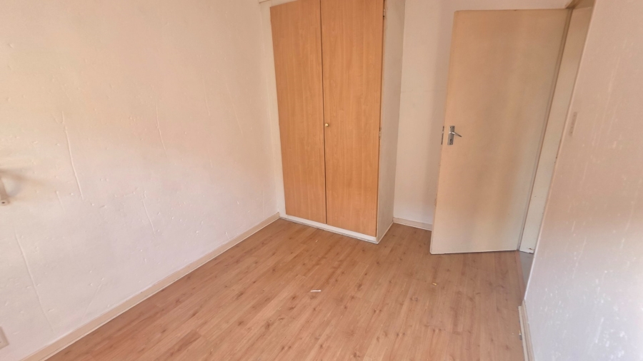 To Let 2 Bedroom Property for Rent in Thatchview Gauteng