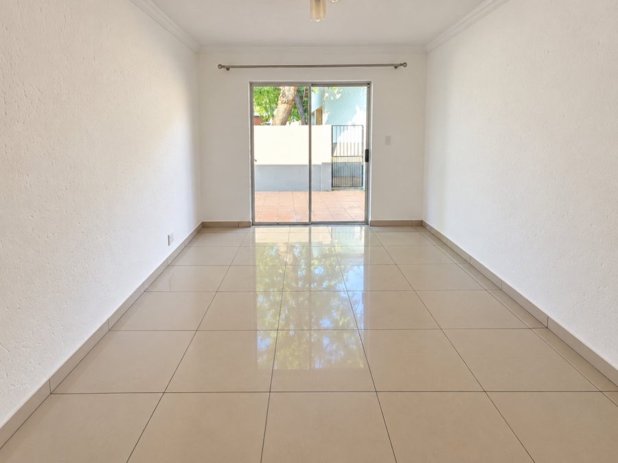 To Let 2 Bedroom Property for Rent in Thatchview Gauteng