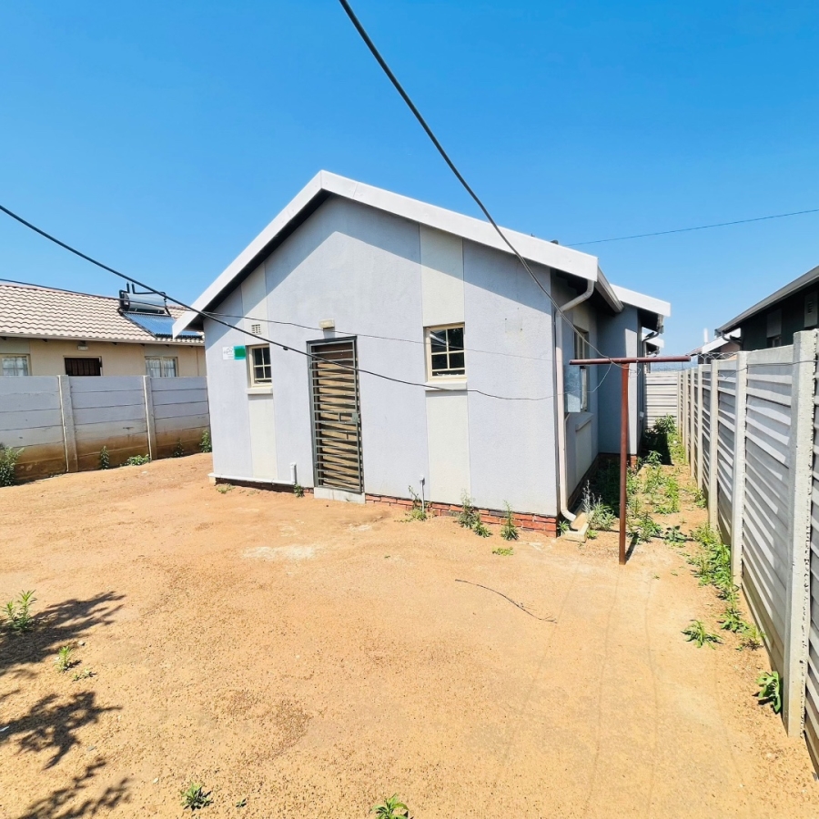 2 Bedroom Property for Sale in Sky City Gauteng