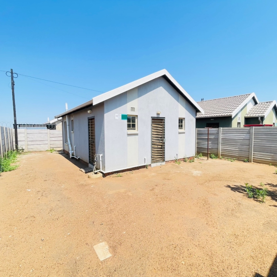 2 Bedroom Property for Sale in Sky City Gauteng