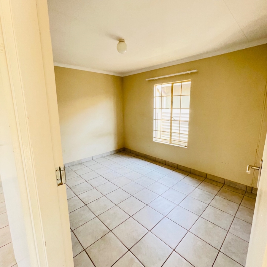 2 Bedroom Property for Sale in Sky City Gauteng