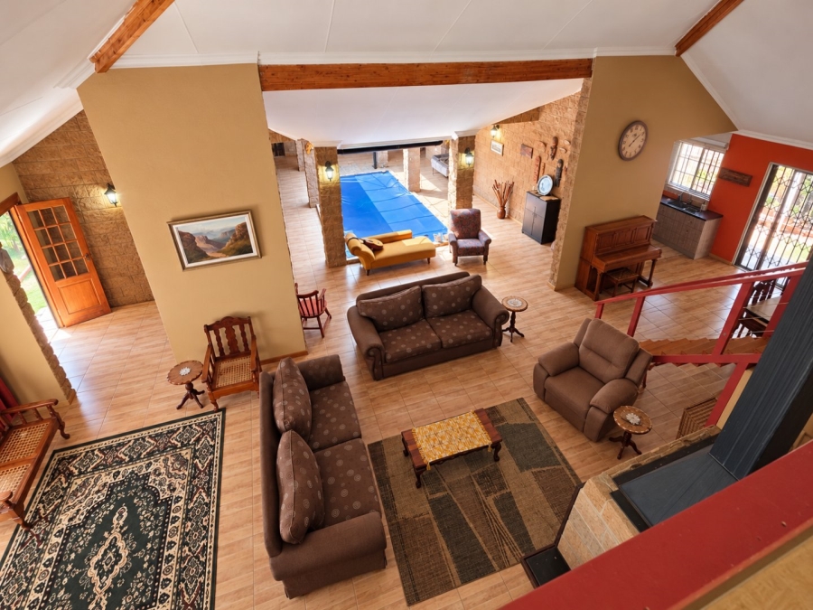 5 Bedroom Property for Sale in The Reeds Gauteng