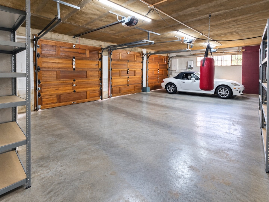 5 Bedroom Property for Sale in The Reeds Gauteng