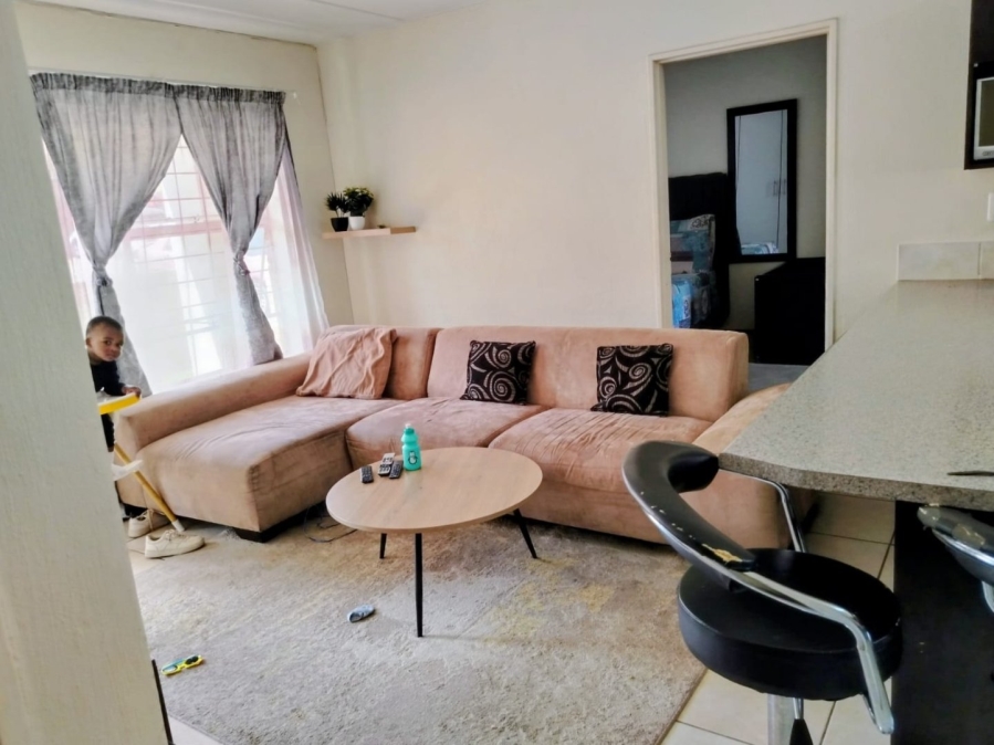 2 Bedroom Property for Sale in Honeypark Gauteng