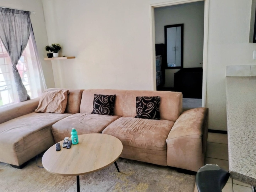 2 Bedroom Property for Sale in Honeypark Gauteng
