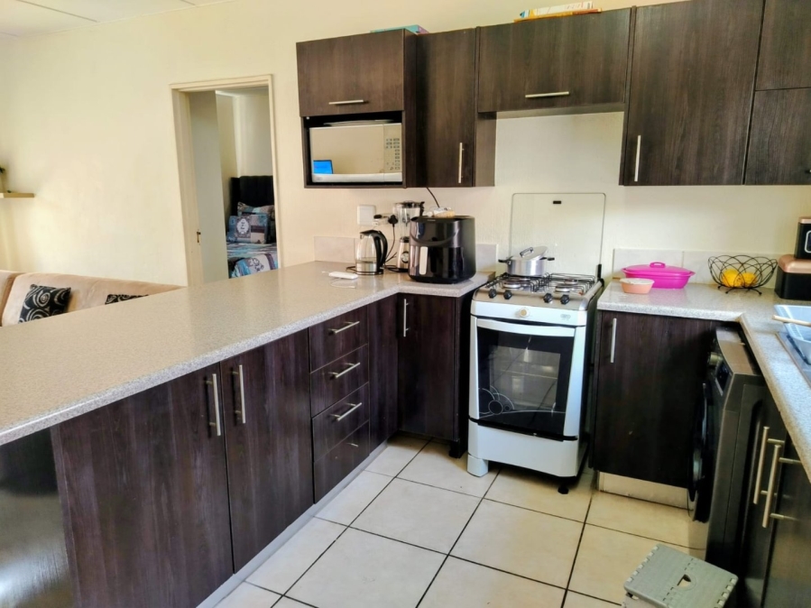 2 Bedroom Property for Sale in Honeypark Gauteng